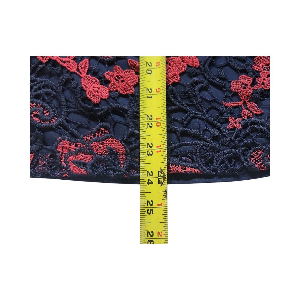 Banana Republic Sleeveless Navy Blue Red‎ Lace Flowers Womens Size XS - Picture 3 of 6